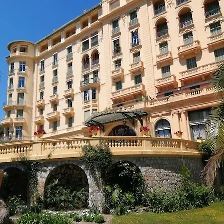Imperial Palace Bord De Διαμέρισμα Μεντόν