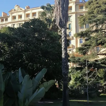 Imperial Palace Bord De Διαμέρισμα Μεντόν